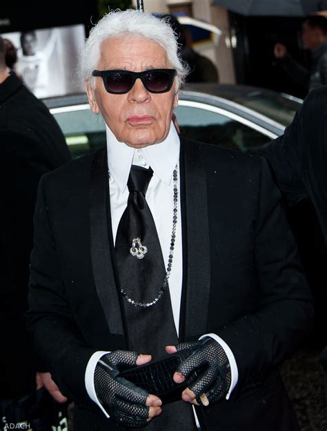 Karl Lagerfeld .